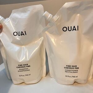 OUAI Fine Hair Conditioner in White Pouch